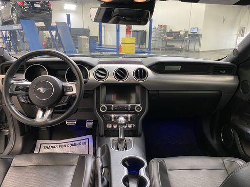 Used 2022 Ford Mustang GT Premium image 18