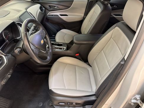 Used 2018 Chevrolet Equinox Premier FWD image 5