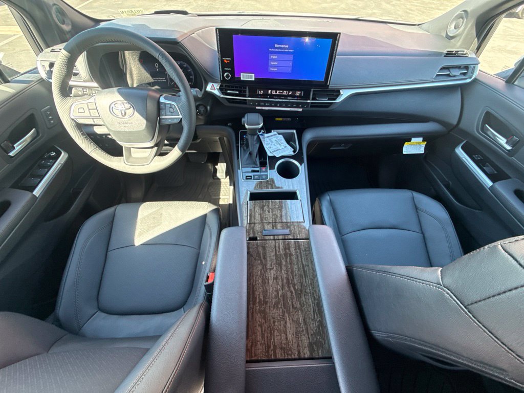 New 2026 Toyota Sienna Platinum AWD/4WD image 28