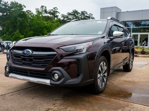 Certified 2025 Subaru Outback Touring XT w/ Popular Package #2 AWD/4WD image 11