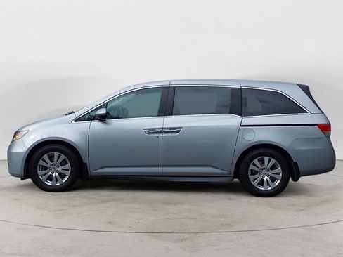 Used 2016 Honda Odyssey SE image 8