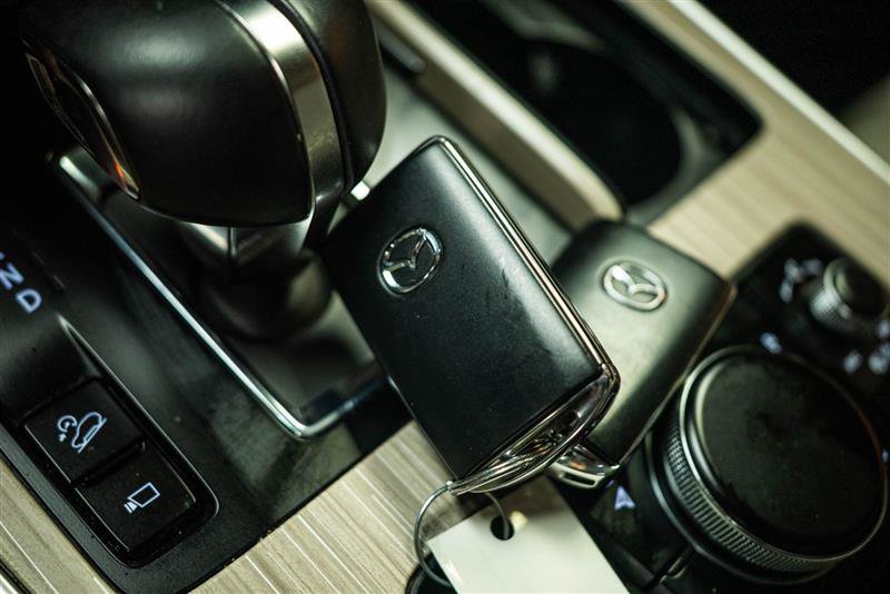Used 2024 MAZDA CX-90 Plug-In Hybrid w/ Premium Plus AWD/4WD image 25