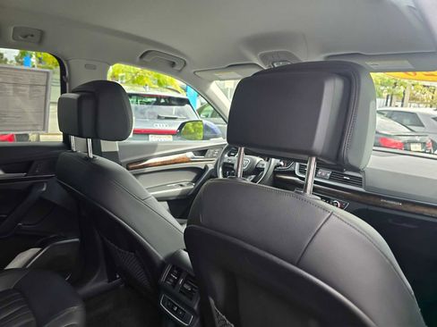 Used 2020 Audi Q5 2.0T Premium w/ Convenience Package image 15