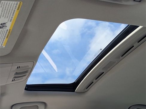 Used 2015 Buick Verano Convenience w/ Experience Buick Package image 23