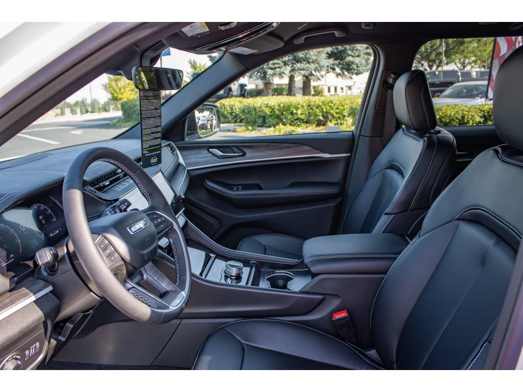New 2026 Jeep Grand Cherokee Limited AWD/4WD image 29