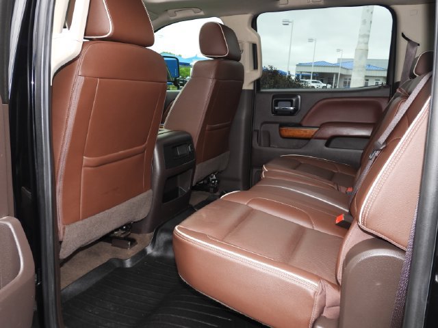 Used 2018 Chevrolet Silverado 2500 High Country w/ Duramax Plus Package AWD/4WD image 41