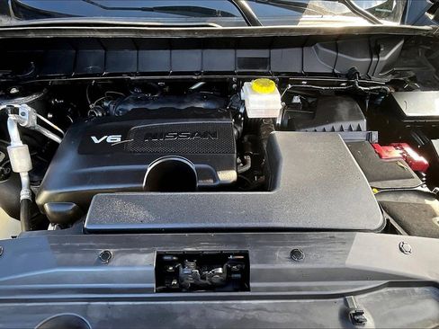 Used 2022 Nissan Pathfinder Platinum w/ Cargo Package image 13