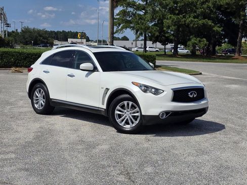 Used 2017 INFINITI QX70 AWD w/ Premium Package image 1