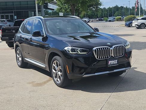 Used 2022 BMW X3 sDrive30i w/ Convenience Package RWD image 3