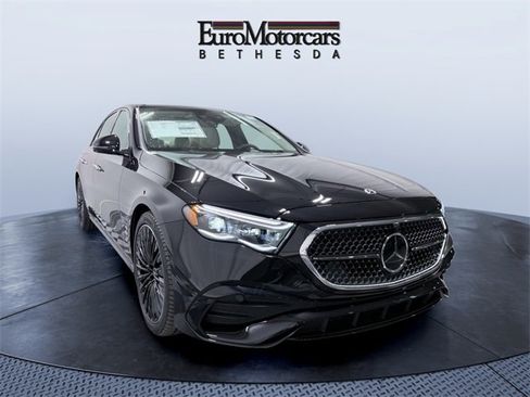 New 2026 Mercedes-Benz E 450 4MATIC Sedan image 4