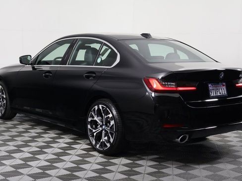 Used 2025 BMW 330i Sedan w/ Premium Package image 6