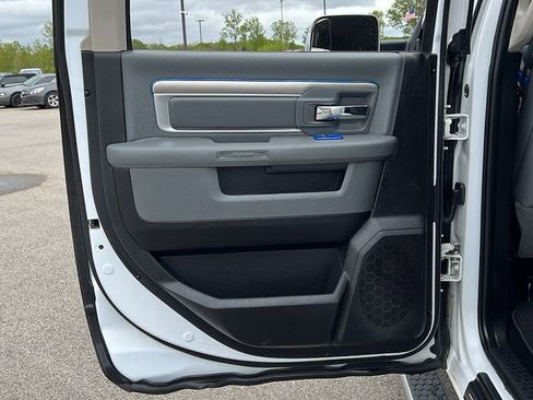 Used 2016 RAM 1500 Big Horn image 25