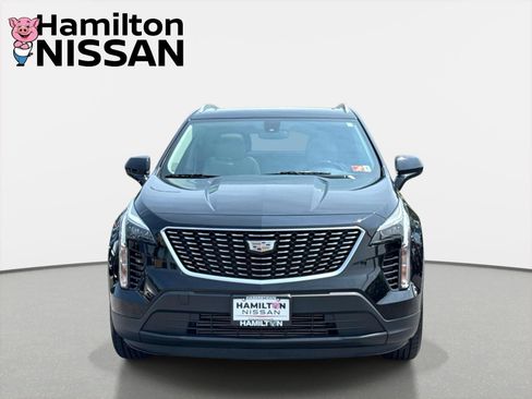 Used 2019 Cadillac XT4 Luxury w/ Cold Weather Package FWD image 6