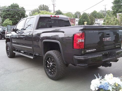Used 2015 GMC Sierra 2500 Denali AWD/4WD image 3