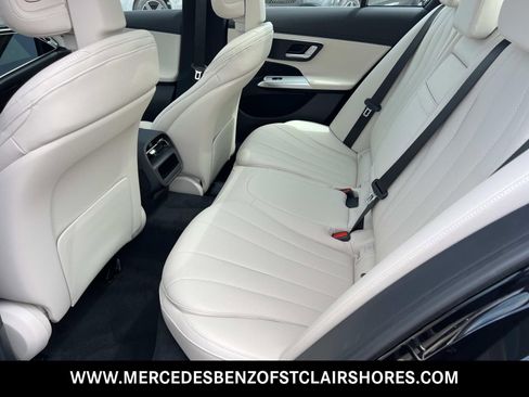 New 2026 Mercedes-Benz E 350 4MATIC Sedan image 12