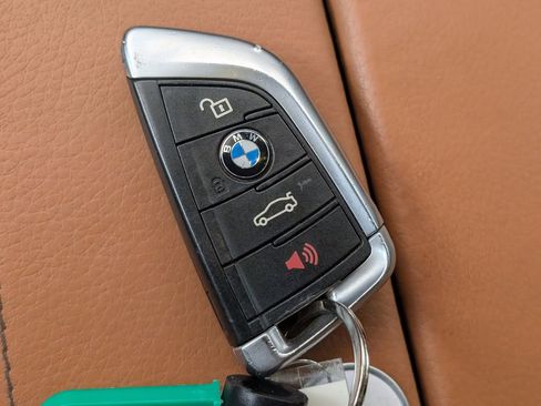 Used 2019 BMW X6 xDrive35i w/ M Sport Package AWD/4WD image 33