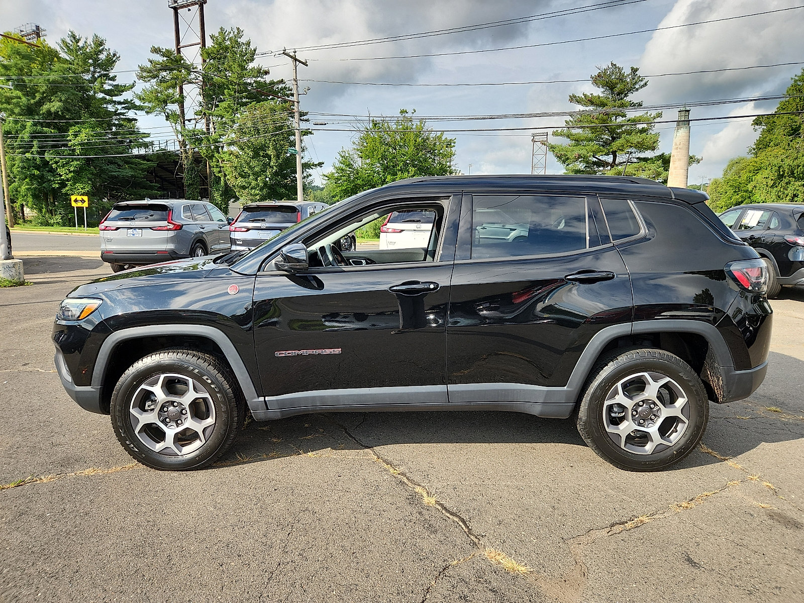 Used 2022 Jeep Compass Trailhawk w/ Trailhawk Elite Group AWD/4WD image 7