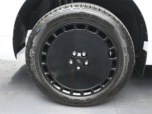 Used 2025 Ford Maverick Lobo image 39