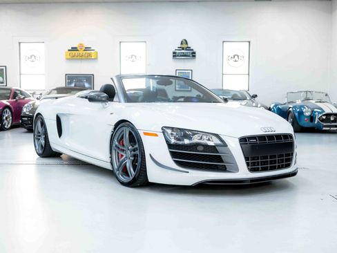 Used 2012 Audi R8 GT w/ Enhanced R8 GT Leather Pkg image 5