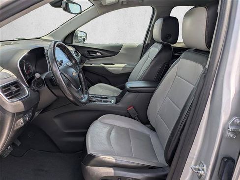 Used 2019 Chevrolet Equinox Premier FWD image 17