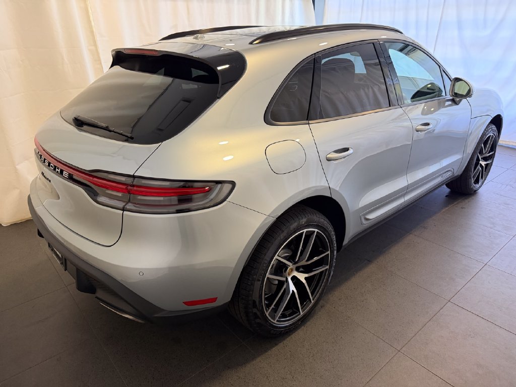 New 2026 Porsche Macan AWD/4WD image 9