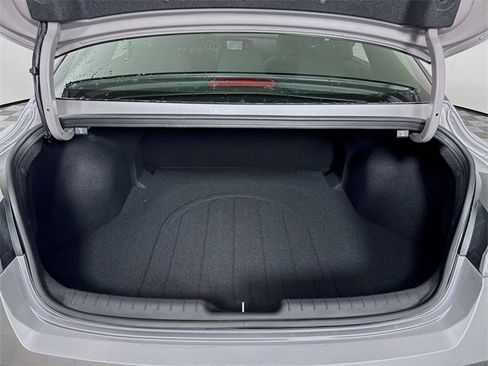 New 2026 Hyundai Elantra Sport image 38