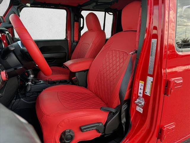 Used 2020 Jeep Gladiator Sport w/ Quick Order Package 24S AWD/4WD image 11