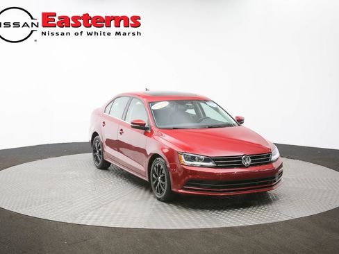 Used 2017 Volkswagen Jetta SE image 89