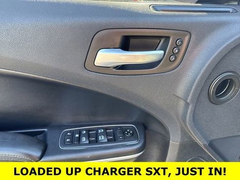 Used 2019 Dodge Charger SXT w/ Leather Interior Group image 21