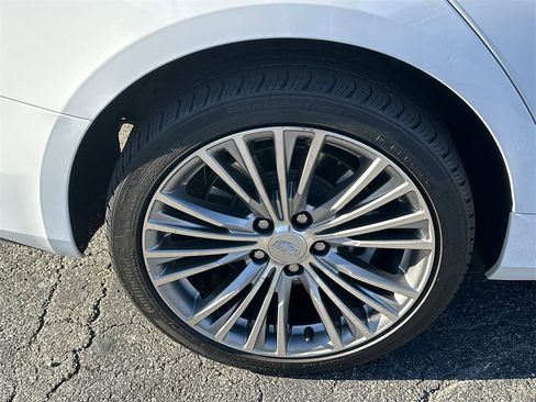 Certified 2022 Cadillac CT4 Premium Luxury image 17