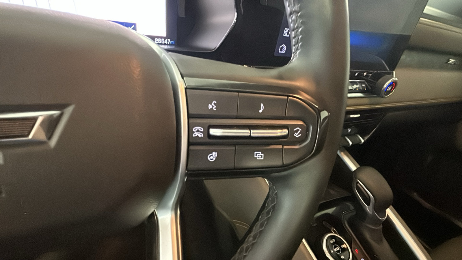 Used 2024 Chevrolet Colorado ZR2 w/ ZR2 Convenience Package III AWD/4WD image 20