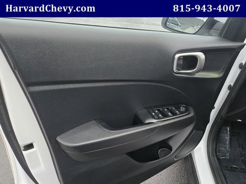 Used 2023 Hyundai Venue SEL w/ Cargo Package image 26