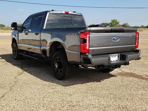 Used 2025 Ford F250 XL w/ STX Appearance Package AWD/4WD image 3