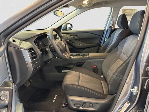 New 2026 Nissan Rogue SV image 10