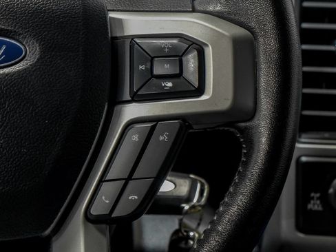 Used 2019 Ford F250 Lariat w/ Lariat Value Package AWD/4WD image 17