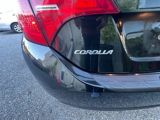 Used 2017 Toyota Corolla SE w/ Carpet Mat Package (TMS) FWD image 20