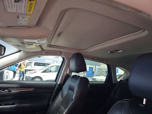 Used 2019 MAZDA CX-5 Grand Touring image 13