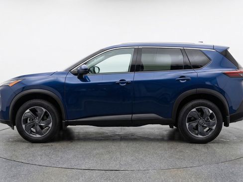 Used 2025 Nissan Rogue SV FWD image 4