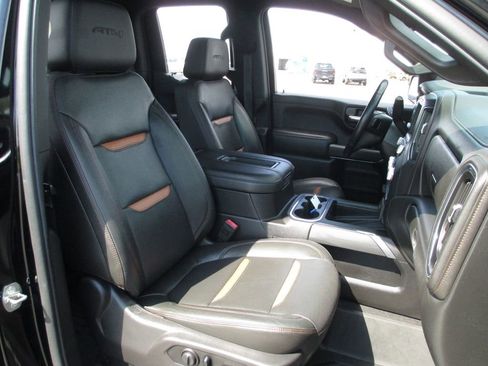 Used 2019 GMC Sierra 1500 AT4 w/ AT4 Premium Package image 23