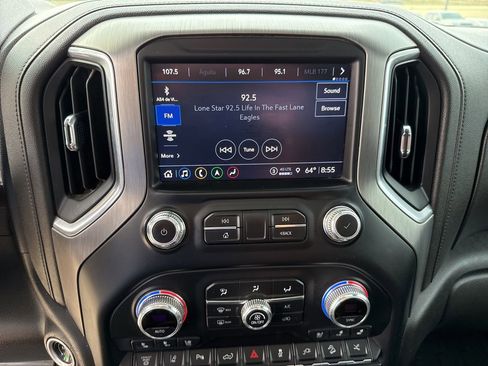 Used 2022 GMC Sierra 2500 Denali w/ Denali Ultimate Package image 24