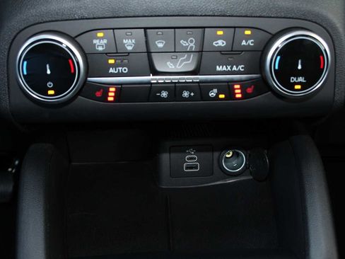 New 2026 Ford Escape Active w/ Cold Weather Package FWD image 34