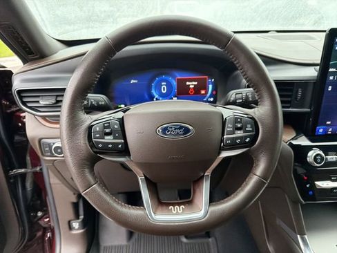 Used 2022 Ford Explorer King Ranch RWD image 26