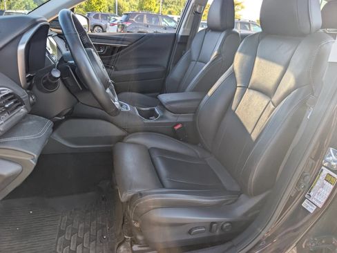 Certified 2025 Subaru Outback Limited AWD/4WD image 38