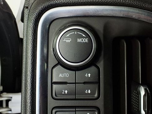 Used 2020 Chevrolet Silverado 1500 LTZ w/ LTZ Plus Package image 15