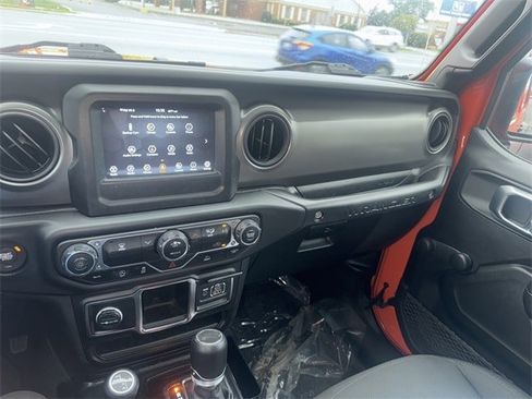 Used 2023 Jeep Wrangler Sport image 24