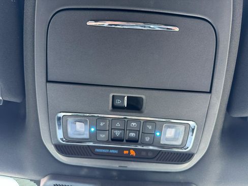 Used 2025 Ford F150 Lariat w/ Tow/Haul Package AWD/4WD image 29