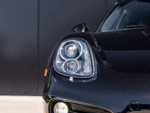 Certified 2016 Porsche Cayman RWD image 18