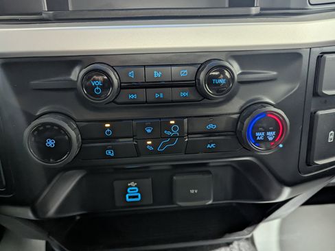 Used 2024 Ford F250 XL image 18