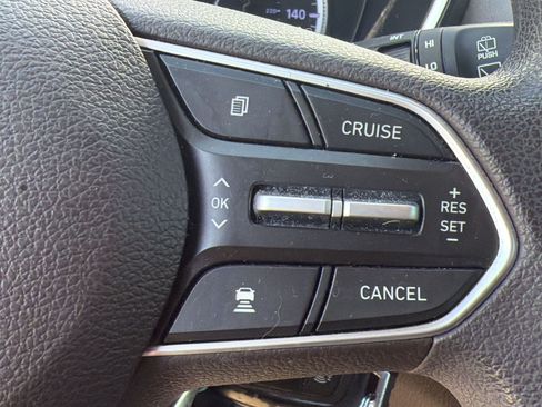 Used 2020 Hyundai Santa Fe SE FWD image 21