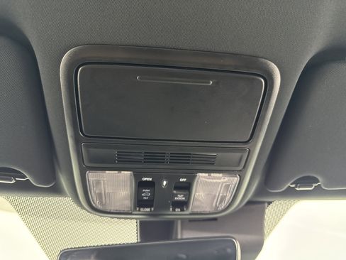 Used 2023 Honda Passport EX-L image 35